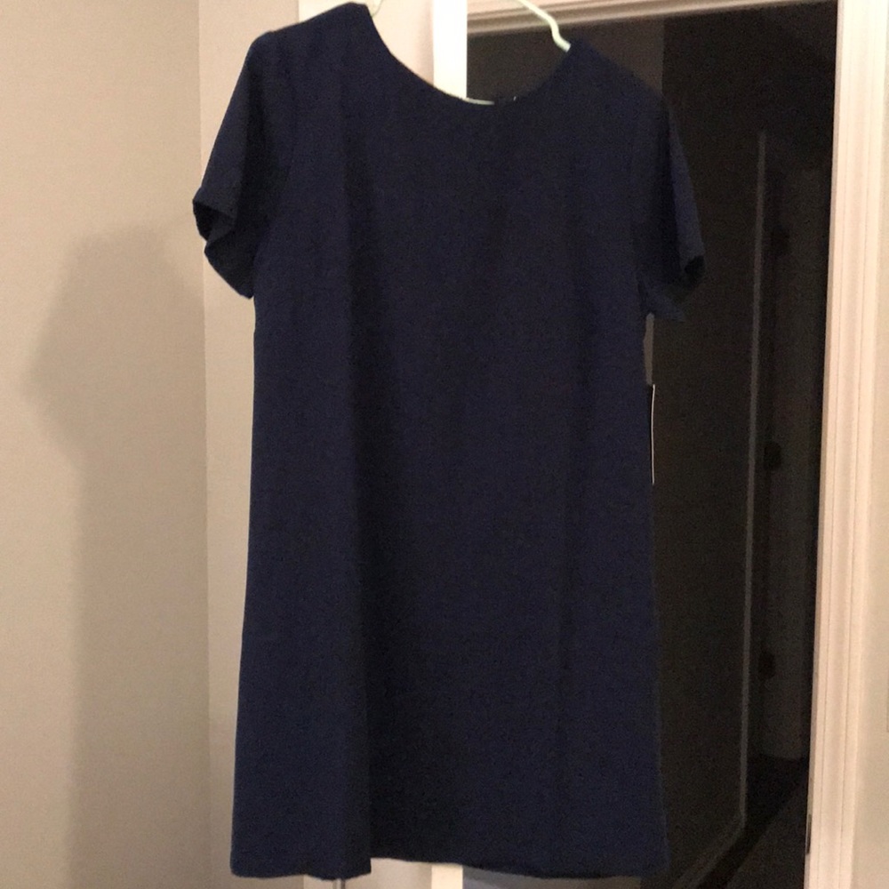 Lulu’s navy t-shirt dress